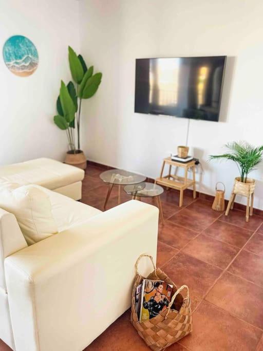 Apartamento Casa Bamboo Corralejo, Espacioso, Piscina Y Parking 外观 照片